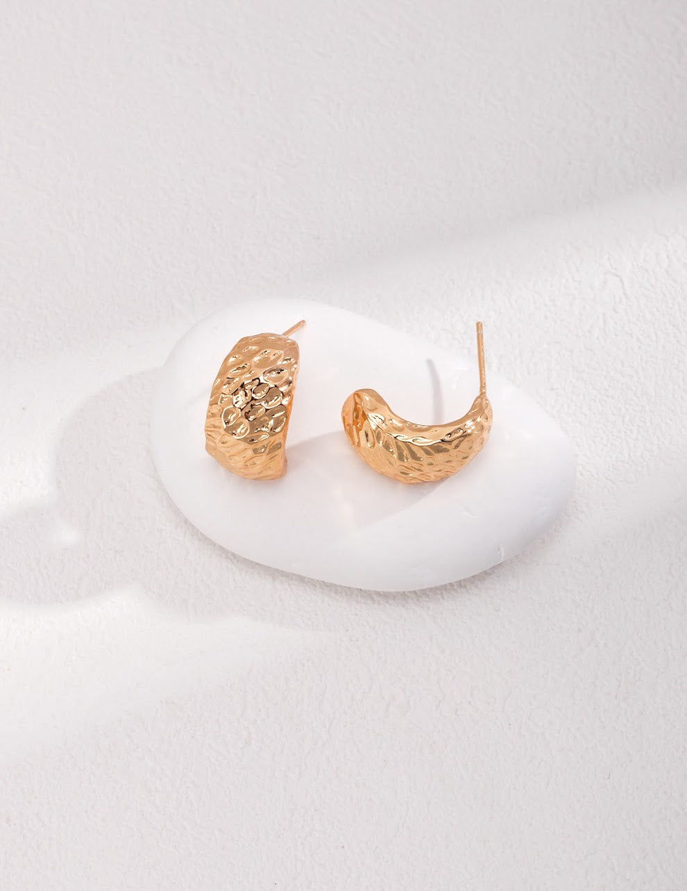 Golden Touch in Earring - CélineDor