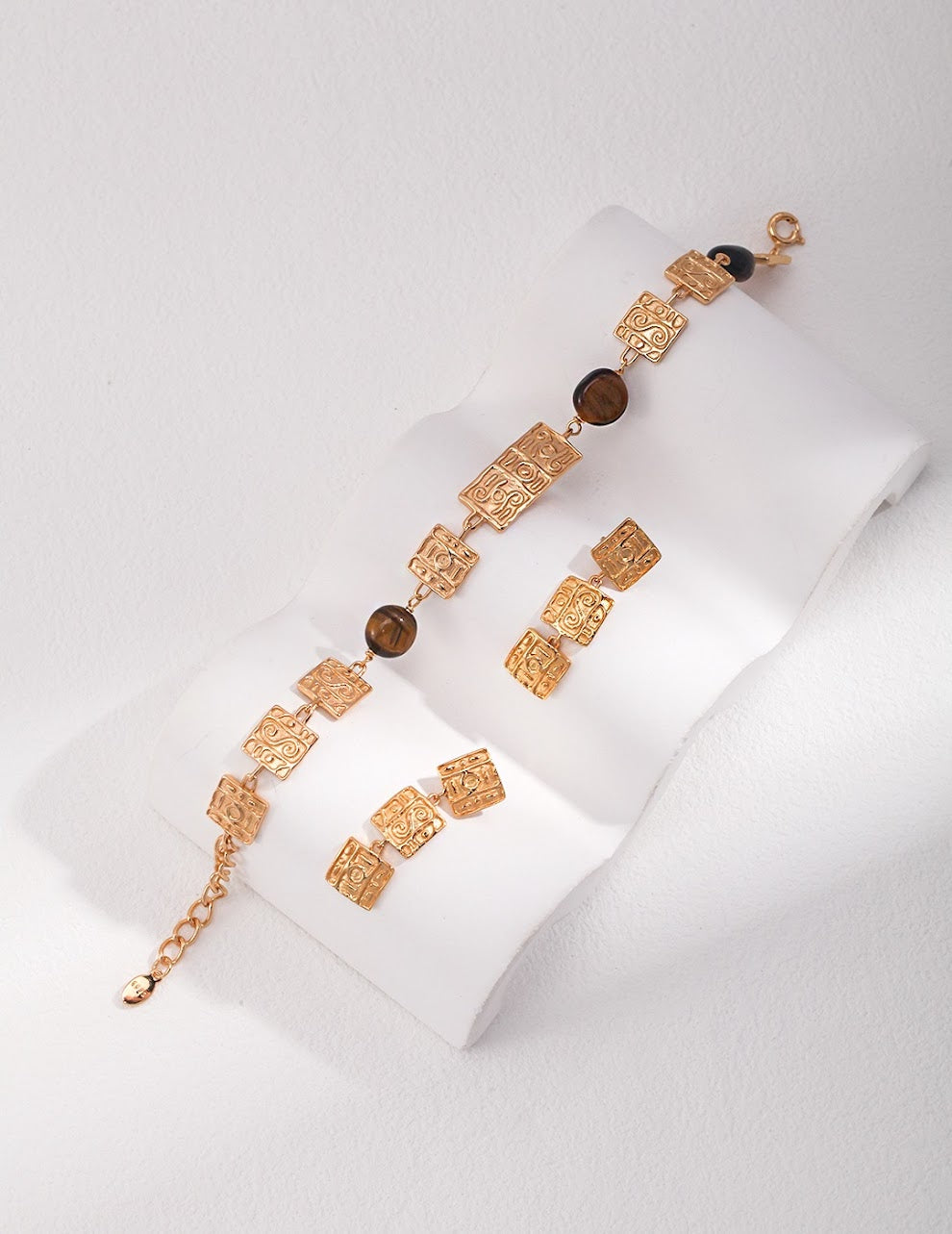 Ancient Babylon Texture Bracelet