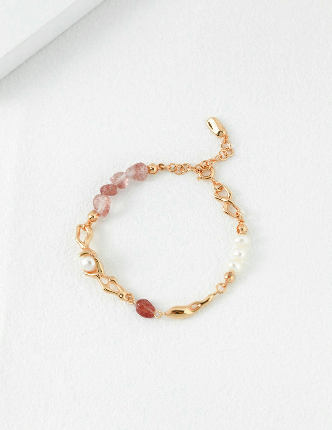 Kiss of Rose Bracelet