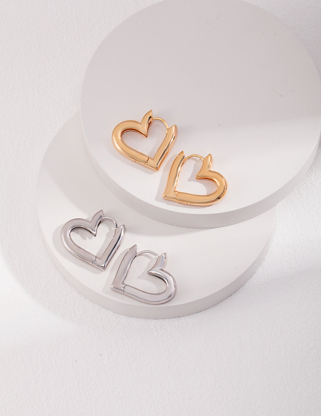 Majestic Love Earrings - CélineDor