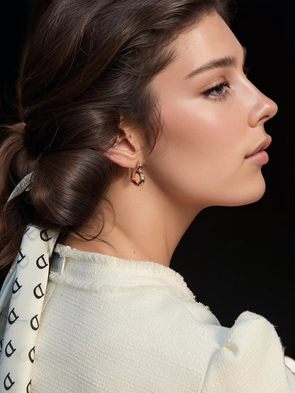 Majestic Love Earrings - CélineDor